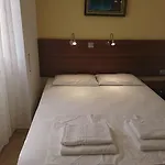 Eleni Гостьовий будинок 3*