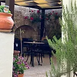 Eleni 3*
