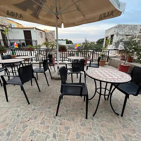 Eleni Pensión Rhodes City