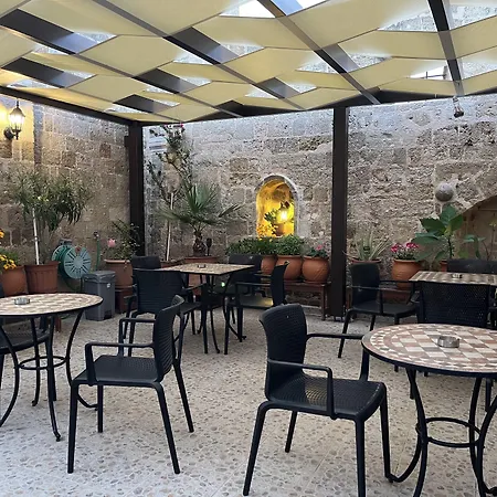 Πανσιόν Eleni 3*