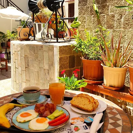 Eleni Πανσιόν 3*