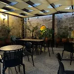 叶莱尼旅馆 3*